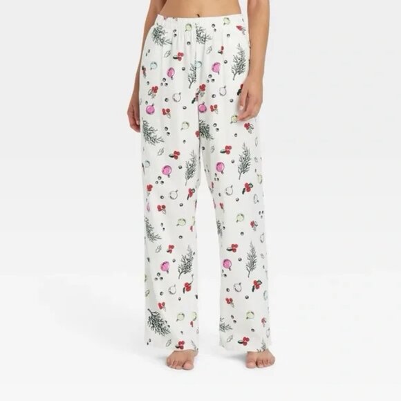 NEW Women's Pajama Pants - Colsie™ White - Picture 1 of 8